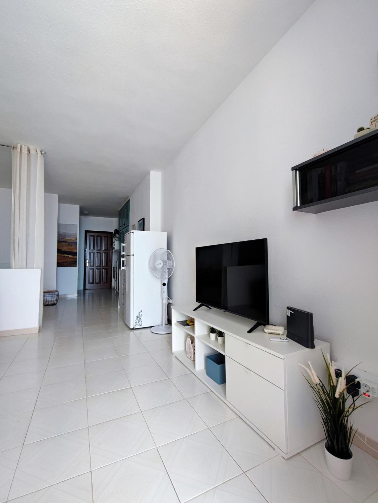 Ampio Appartamento In Ocean View Ov311 Адехе Екстериор снимка